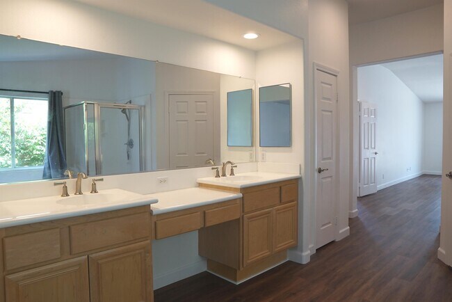 Building Photo - 79839 Dandelion Dr