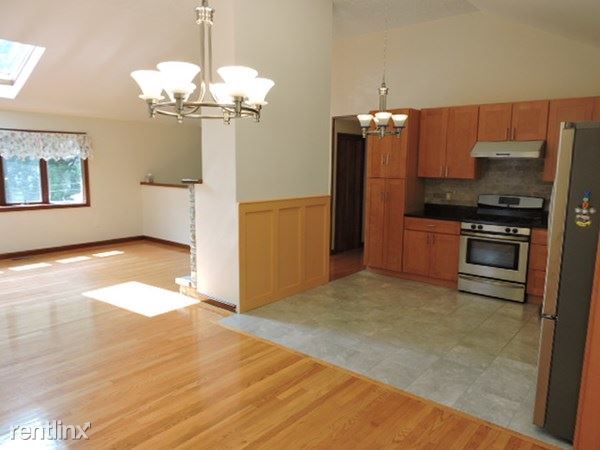 Foto del edificio - 3 br, 2.5 bath House - 83 Buchanan