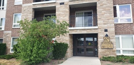 Building Photo - 67 Kingsbury Sq