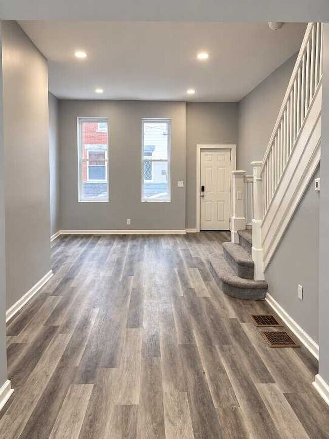 Foto del edificio - Renovated 3-Bedroom, 2-Bath Home with Central Air in Brewerytown