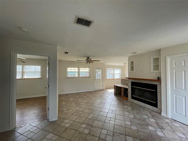 Building Photo - 1506 Big Meadow Dr