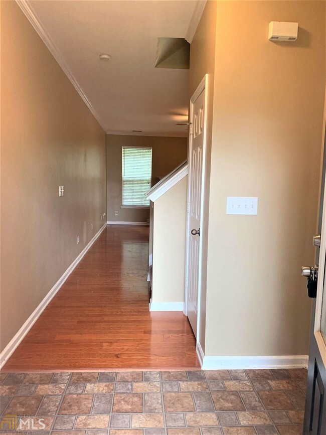 Building Photo - 186 Bellewood Oak Dr