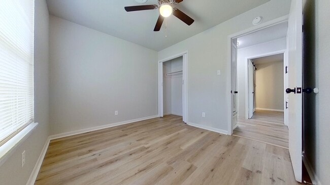Building Photo - 2 WEEKS FREE RENT!!! Gorgeous remodeled ho...