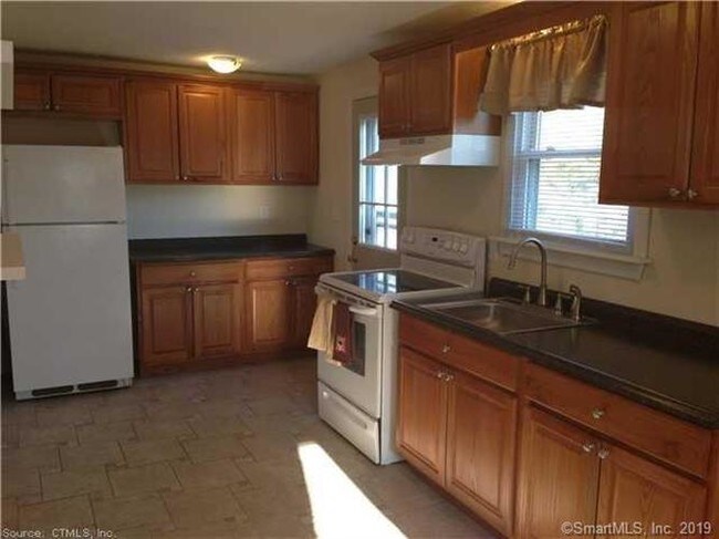 Building Photo - 113 Orchard Hill Ln