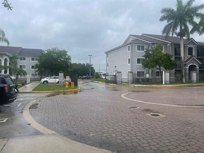Foto del edificio - 15410 SW 284th St