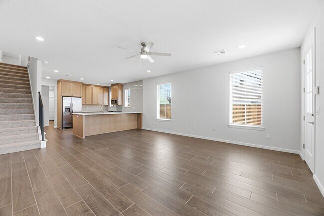 Foto del edificio - 316 E Elgin St