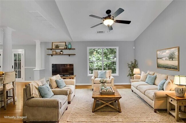 Foto del edificio - 986 Franklin Ridge Ct