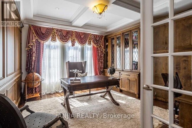 Photo du bâtiment - 115 Stallions Ct