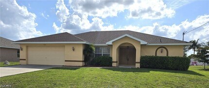 Building Photo - 4614 SW 9th Pl