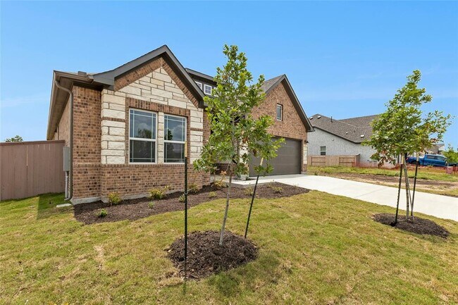 Building Photo - 161 Smithsonian Ln