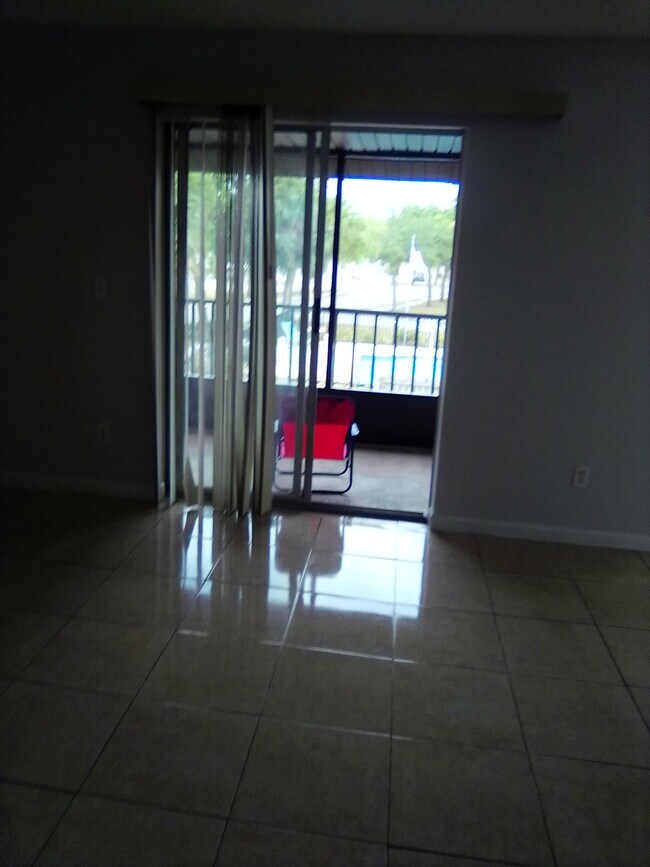 Building Photo - 416 Banana Cay Dr