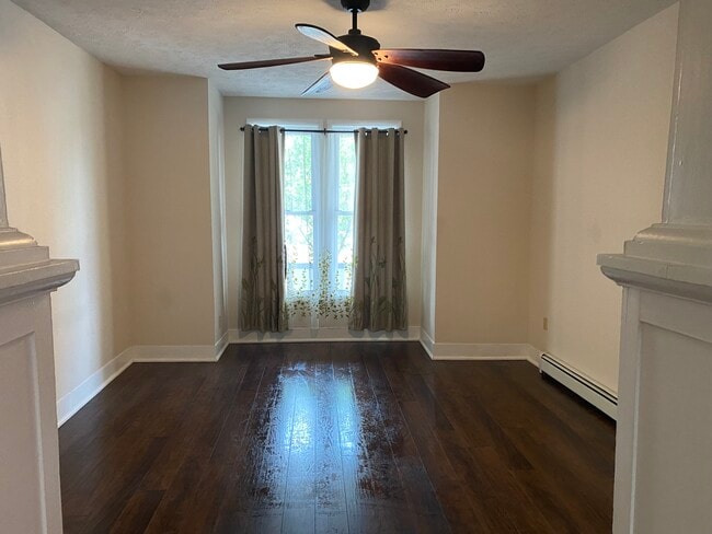 Living room - 1509 12th St