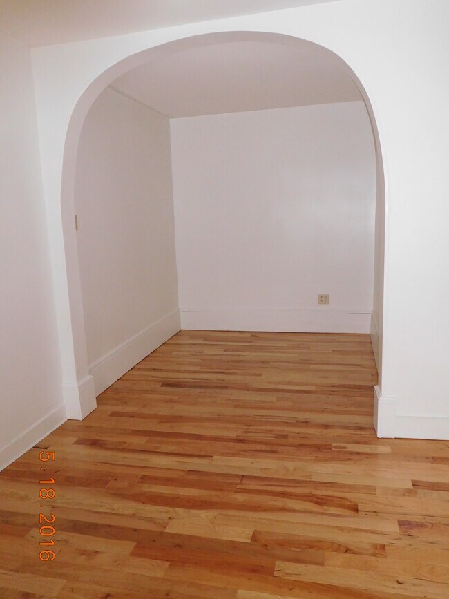 Foto del edificio - 241 Elm St