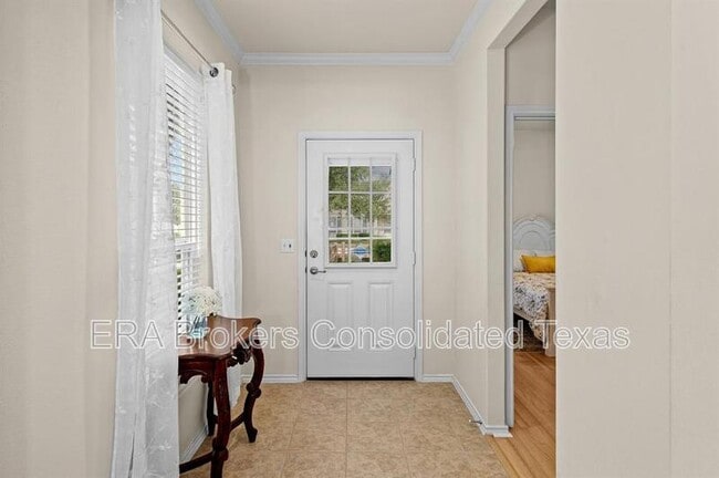 Building Photo - 109 Providence St