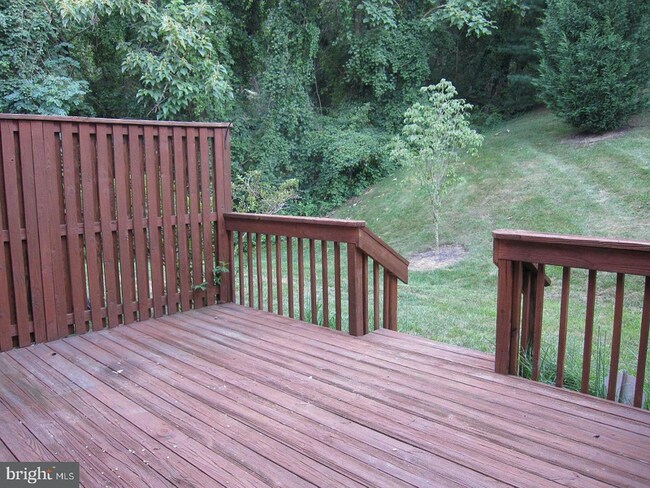 Building Photo - 22 Mayapple Ct