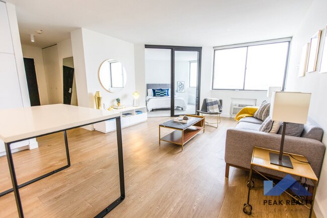 Photo - 2630 N Clark St Apartment