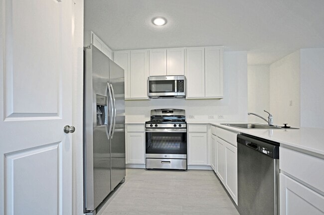 Foto del edificio - 3805 Swift Fox Rd