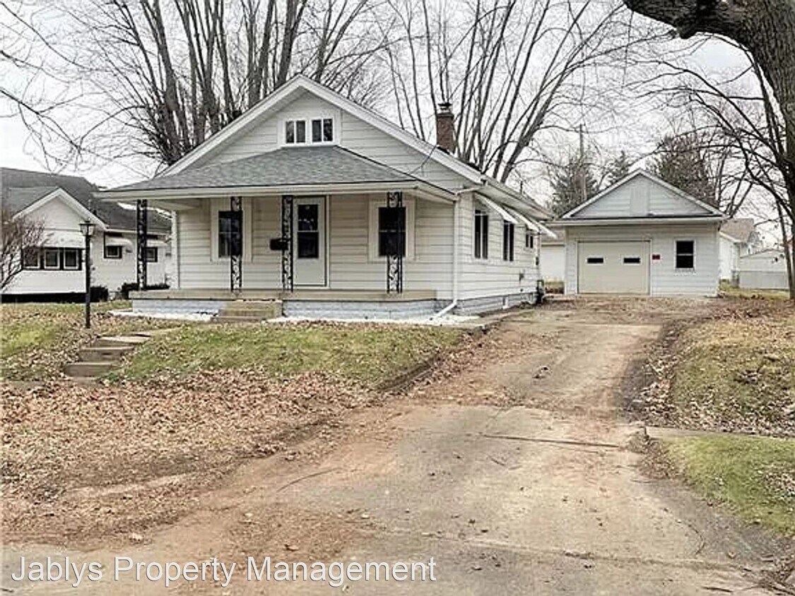 Primary Photo - 3 br, 1 bath House - 10 Ringwood Ways