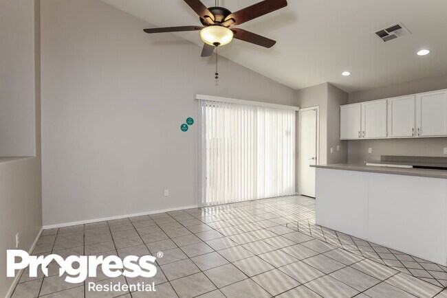 Foto del edificio - 21618 N 33rd Ave