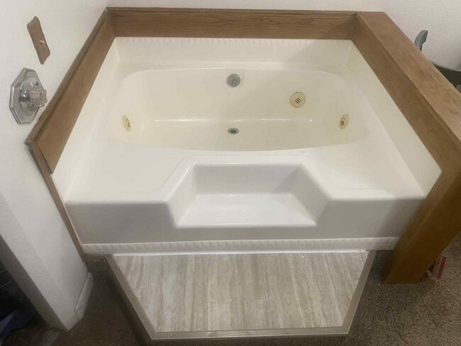 Foto del edificio - 3912 E Hartson Ave