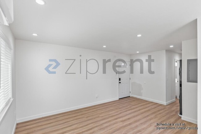 Building Photo - 1425 Adeline St