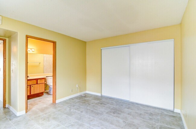 Foto del edificio - 2980 Juniper Hills Blvd