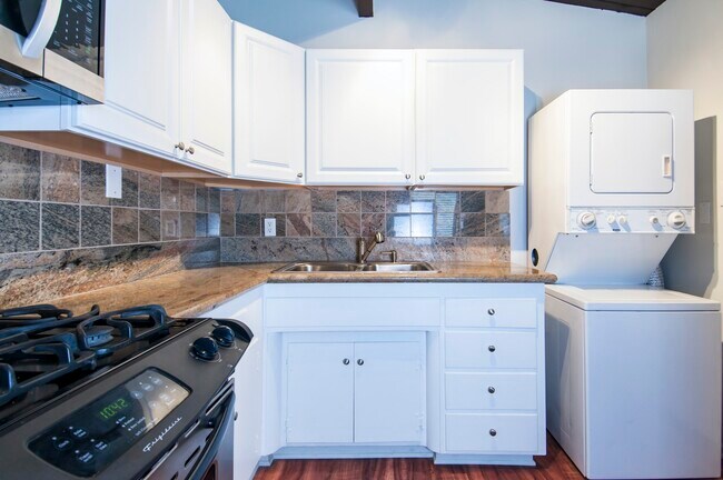 Foto del edificio - 72458 Sunnyslope Dr