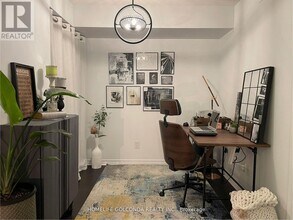 Building Photo - 19 Grand Trunk Crescent