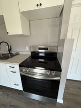 Building Photo - 2601 E Oakbrook Dr