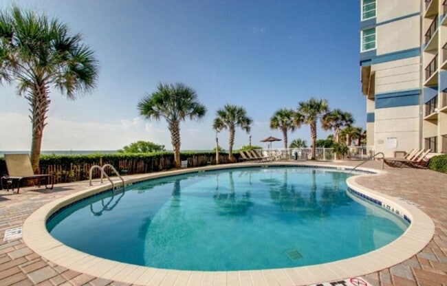 Building Photo - 2506 N Ocean Blvd