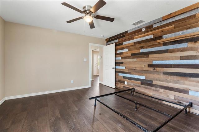 Foto del edificio - 1406 Courtney Pl