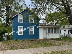 Building Photo - 1847 Continental St