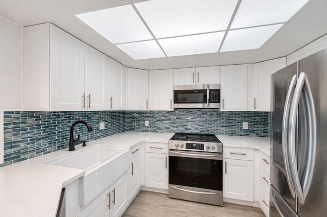 Foto del edificio - 4155 N Haverhill Rd