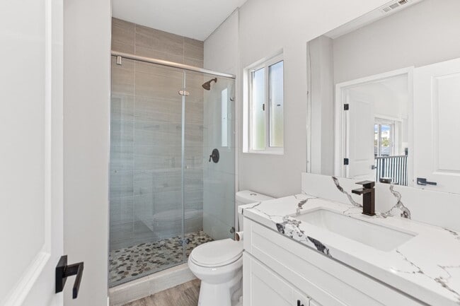 Building Photo - Private balcony + private patio!