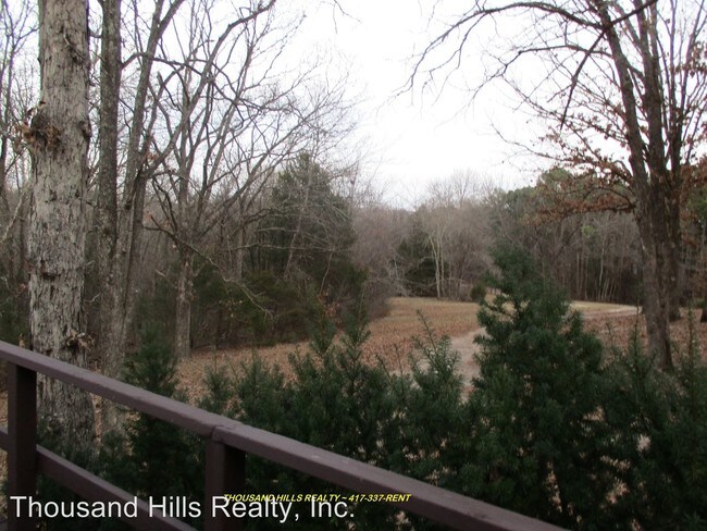 Building Photo - 1 br, 2 bath House - 325 Sisters Road