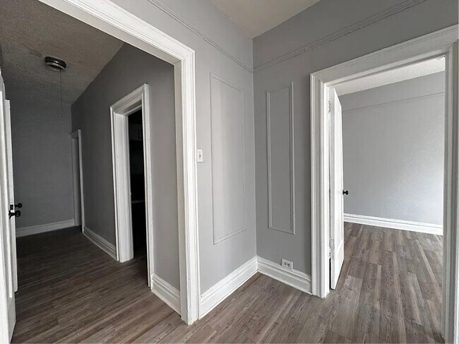 319 Summit Ave 5 - 311 Summit Ave