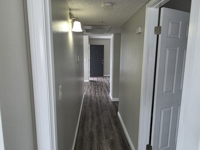 Building Photo - Broadway Apartments