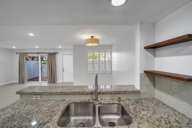 Foto del edificio - 4550 SW 68th Court Cir