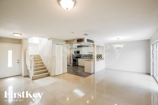 Foto del edificio - 6723 SW 140th Ave