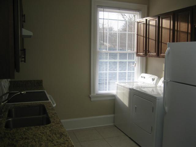 Foto del edificio - 611 Washington St