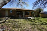 Primary Photo - 208 Castile Cir