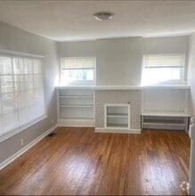 Building Photo - 132 Westview Ave