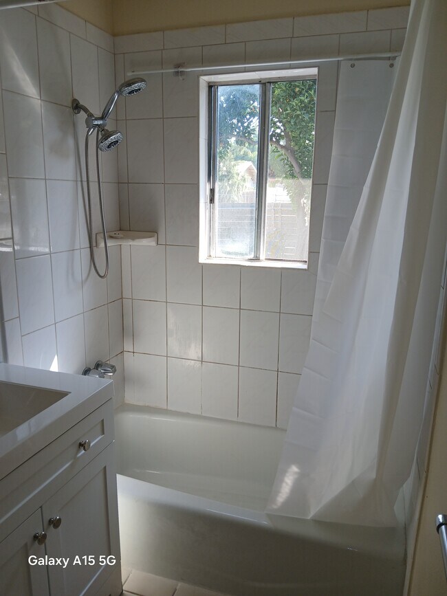 Foto del edificio - 15450 Country Club Dr