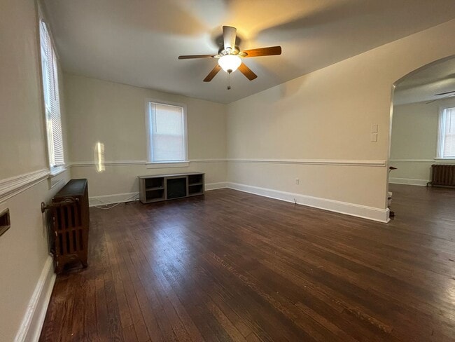 Foto del edificio - Cape cod home in Colonial Heights