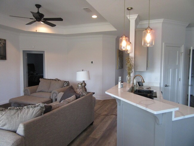 Foto del edificio - 3645 Cedar Park Ln