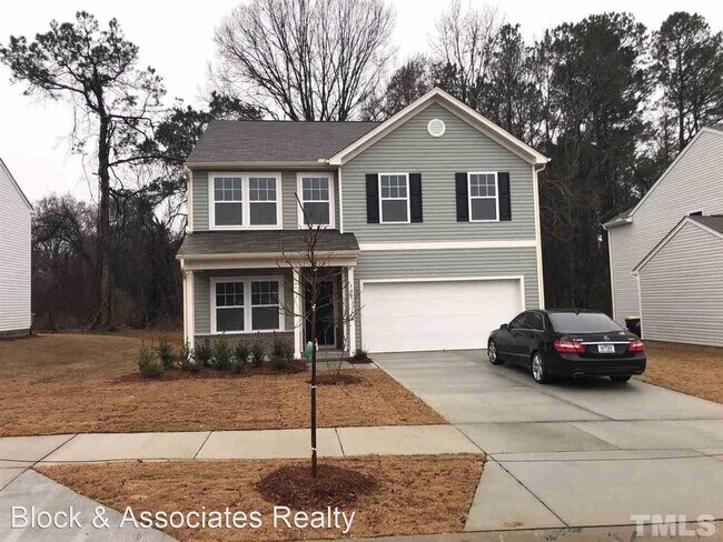 Building Photo - 4 br, 2.5 bath House - 501 Wall Street