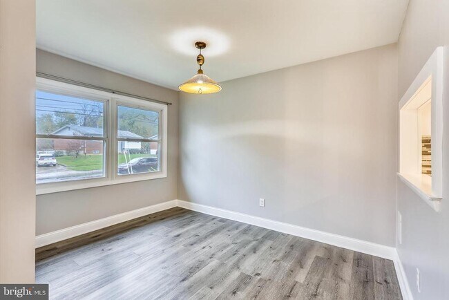 Building Photo - 13208 Magellan Ave
