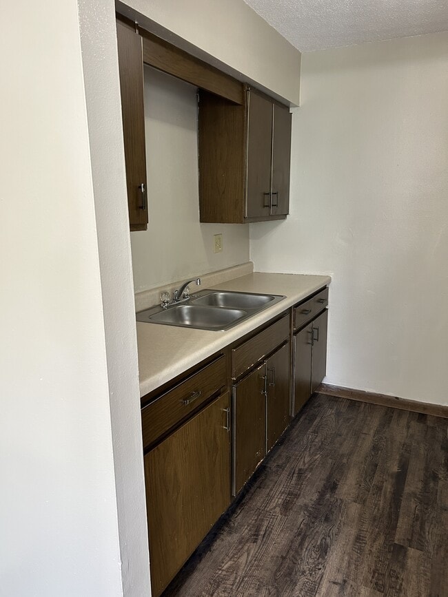 Foto del edificio - 1716 D Ave NE