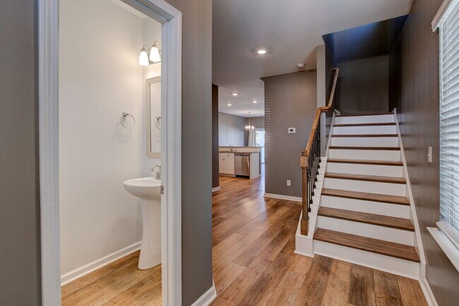 Foto del edificio - 416 Sandfarm Trail