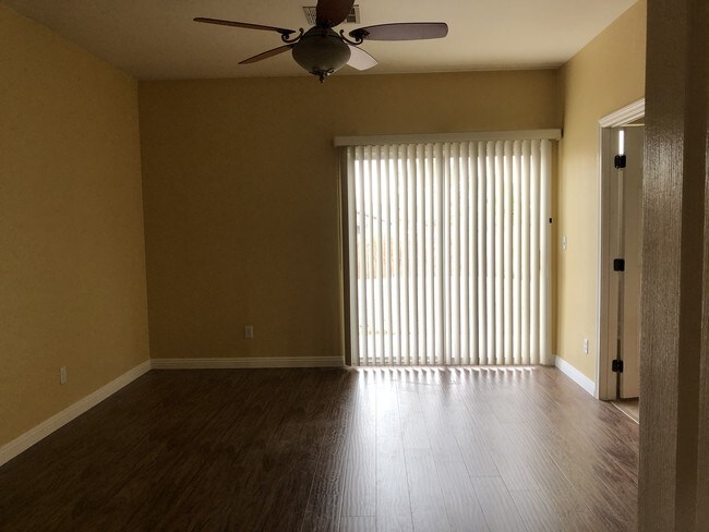 Foto del edificio - 15318 Vía Quedo